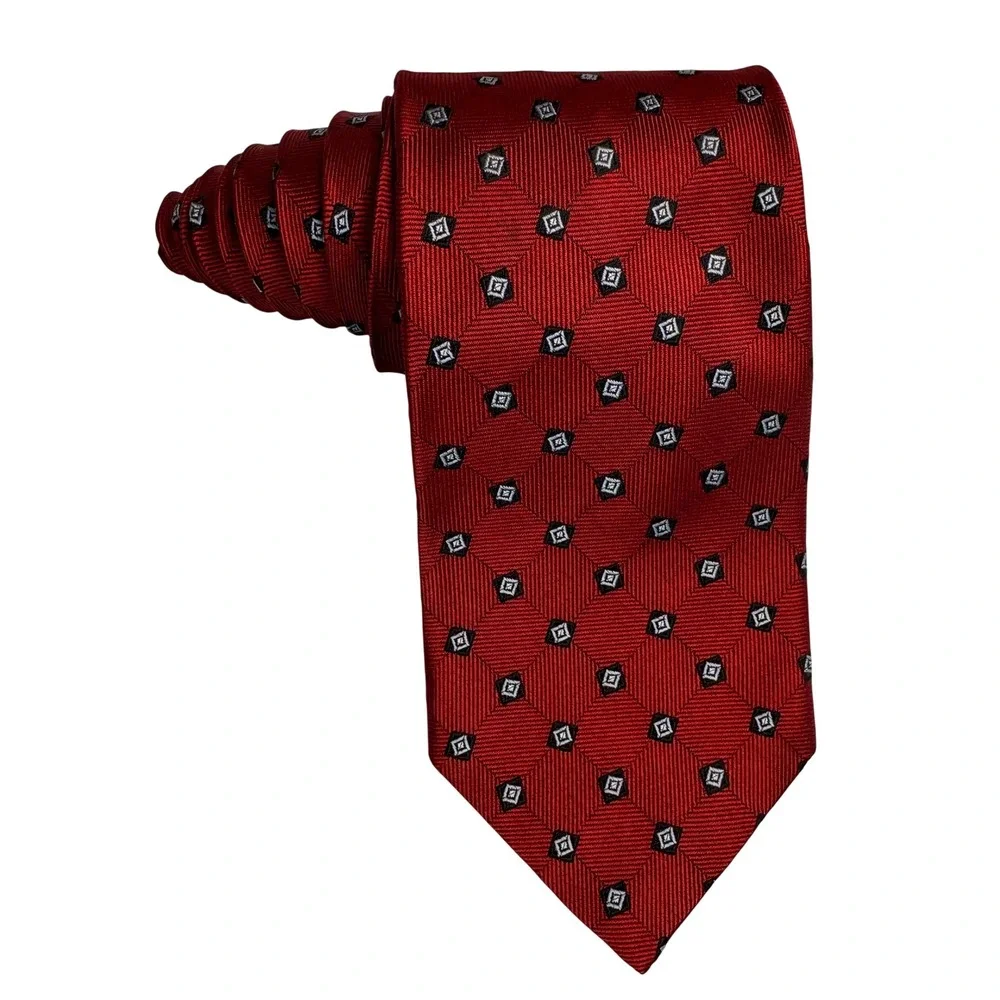 Brooks Brothers 346 Mens Red Geometric Silk Tie Stain Resistant Made in USA